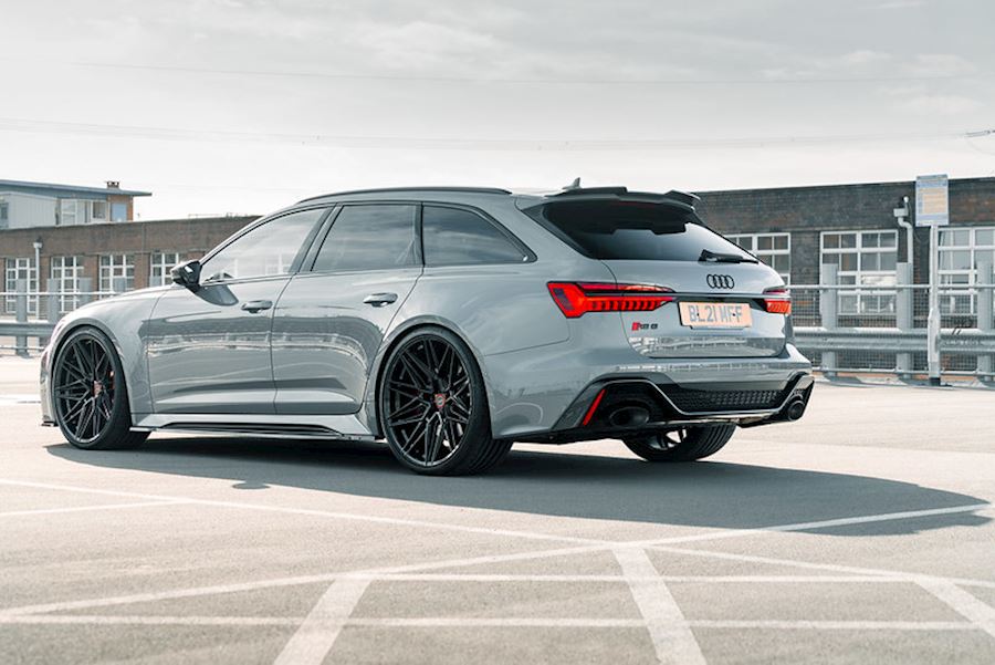 Audi RS6 installed with Vossen HF-7 wheels in 23x11 Gloss Black 